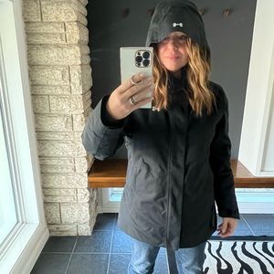 Women’s Under Armour snowboard jacket
